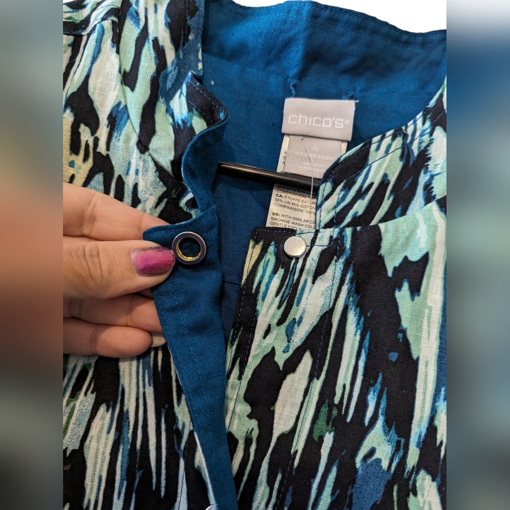 Chico's Reversible Solid To Print Jacket - image 4